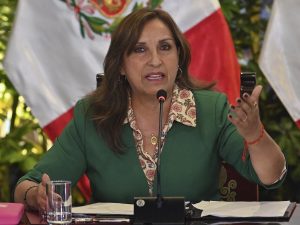 Por genocidio: Fiscalía abre investigación preliminar contra Boluarte en Perú