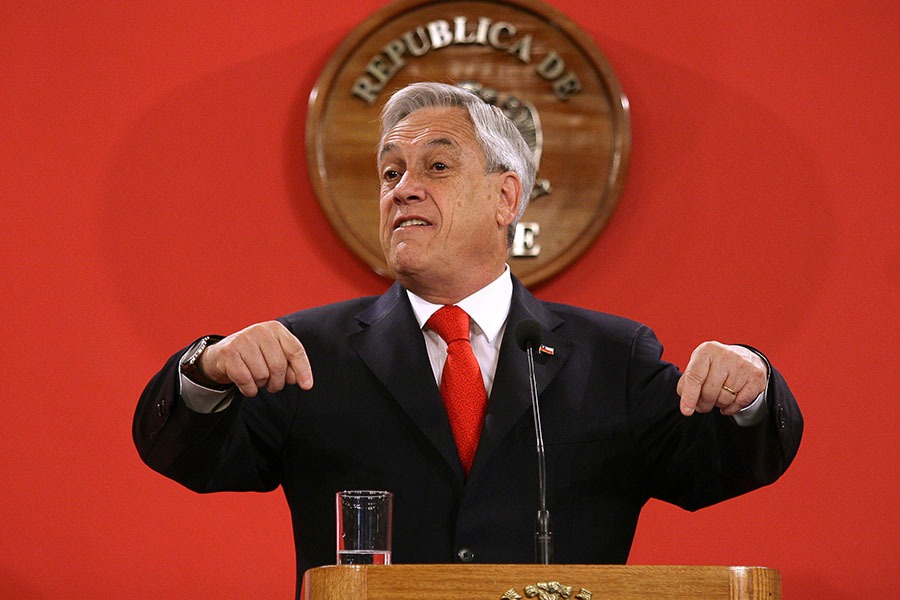 El día que Piñera indultó más de 4.000 presos durante su primer gobierno