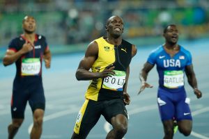 Usain Bolt dice no estar arruinado pero sí muy golpeado por millonario fraude