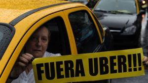 Suprema selló pelea de taxistas con Uber y Cabify: reconoció la mejor oferta de servicio