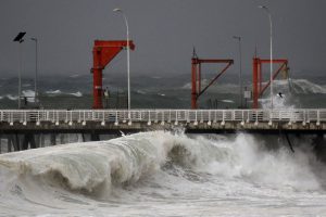 Armada emite alerta por marejadas en gran parte de la costa: Aviso es el séptimo del año