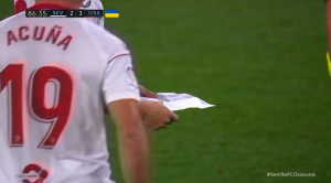 VIDEO| Jugador del Sevilla rompe las instrucciones de Sampaoli: Acusan motín