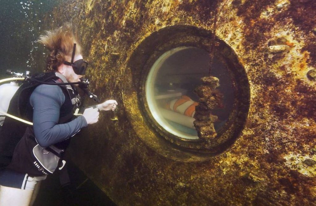 Científico que vivirá 100 días bajo el agua: «Voy a salir como un súper humano»
