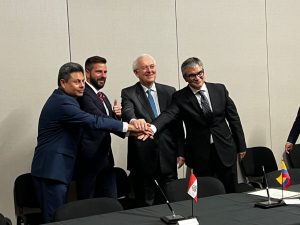 Marcel firma acuerdo de línea de crédito por US$1.000 millones con BID para impulsar Pymes