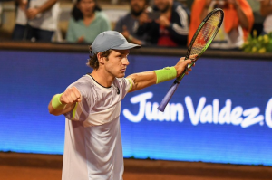 ATP 250 de Santiago: Nico Jarry consigue épica remontada y se mete en la final del torneo