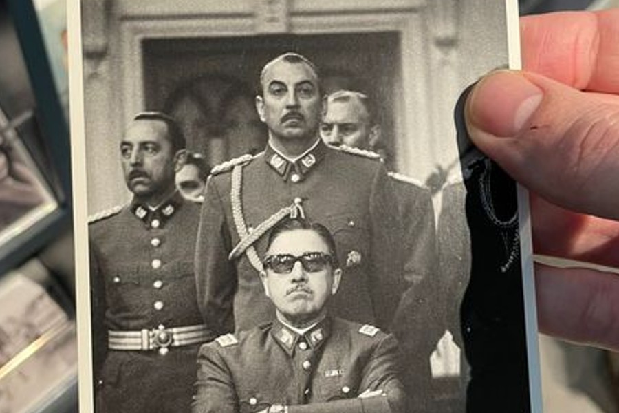 Museo de Países Bajos vende de souvenir famosa imagen de Pinochet