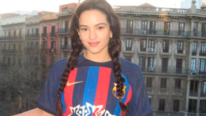 VIDEO| FC Barcelona presenta su camiseta "Motomami" de Rosalía para el clásico contra el Real Madrid