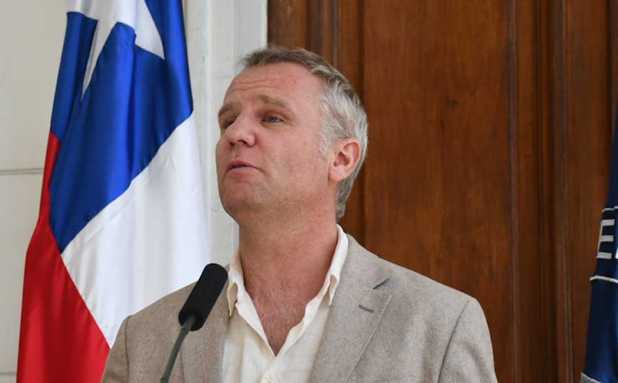 Senador Felipe Kast: “Carabineros fue muy prudente en el estallido social”