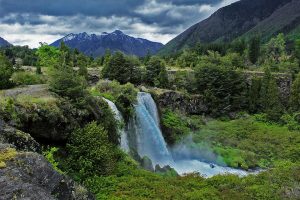 Una tercera hidroeléctrica entra en conflicto con comunidades mapuche en defensa de río sagrado