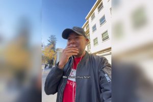 VIDEO| La emotiva reacción de tiktoker boliviano ante actitud de automovilistas chilenos