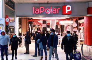 La Polar admite venta de ropa falsificada: Culpa a proveedores y anuncia querella