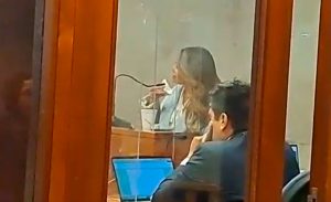 VIDEO| Cathy Barriga rompe en llanto en juicio oral por querella contra matinal de Mega