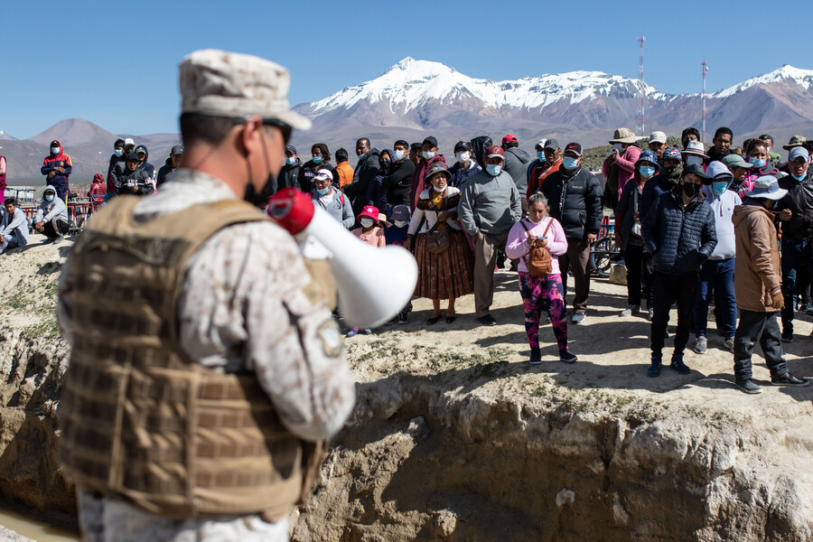 Ejército investigará supuesta ayuda militar a migrantes para cruzar frontera a Perú