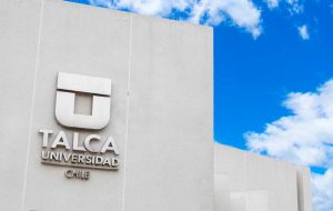 Universidad de Talca cierra su campus por sospechas de presencia de gripe aviar
