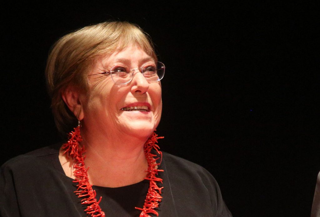 Bachelet no descarta ser senadora: «En lo que pueda contribuir, siempre estaré»
