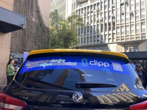 Presentan aplicación para moverse en taxi en el Gran Santiago: Será similar a Uber y Didi