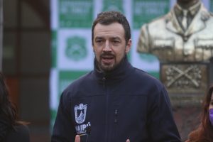 Relación con Carabineros: Tomás Vodanovic y "autocrítica" que le falta al Frente Amplio