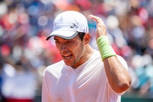 Cristián Garín se baja de Roland Garros: Fractura sacó al chileno de próximo Grand Slam