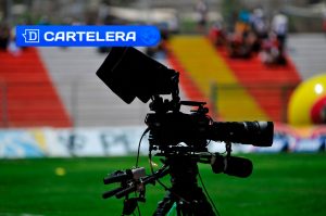 Cartelera de Fútbol por TV: Comienza la Fecha 29 en Chile y en Alemania hay tremendo clásico