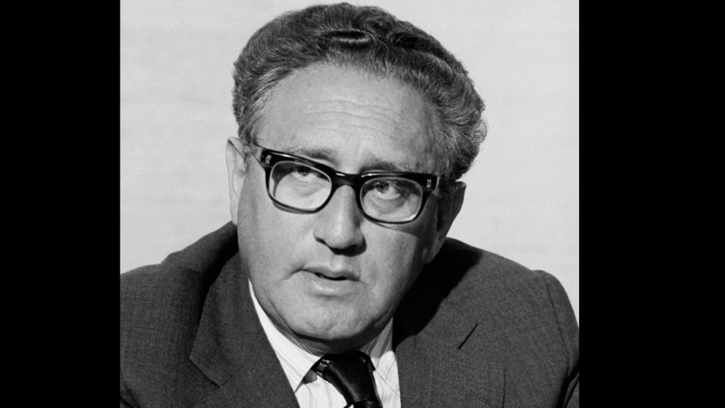 Kissinger, a punto de cumplir 100 años, advierte: «EEUU y China deben aprender a convivir»