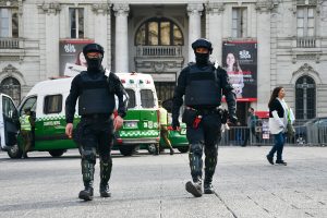 Plan Santiago seguro: Avanza recuperación de Plaza de Armas, Paseo Ahumada y casas tomadas