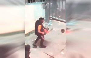 Violencia en los estadios: Dos muertos en Colombia y ataque con motosierra en Túnez