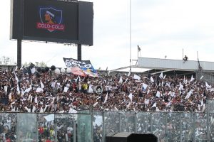 Las amenazas internas en la Garra Blanca que tensionan partido de Colo-Colo en Libertadores