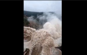 VIDEO| Viralizan impresionante registro de Central Hidroeléctrica de Rapel en medio de temporal