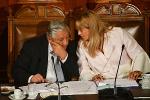 Del fallo judicial contra las isapres al "Vivancazo": Todo lo que debes saber sobre la polémica
