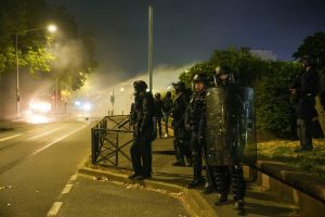 Francia: Disturbios deja 1.311 detenciones y 79 policías heridos