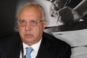 “Crimen económico de cuello y corbata”: Nueva acusación contra Álvaro Saieh por contratos simulados
