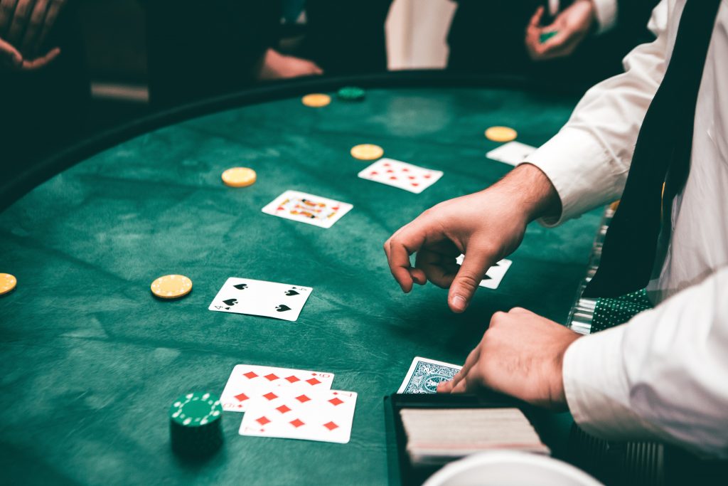 Entendiendo la ventaja de la casa en juegos de Casino Online