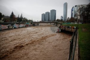 Lluvia en Santiago: DMC confirma pronóstico de precipitaciones para próximos días