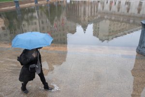 DMC prevé una primavera con lluvias y temperaturas máximas sobre lo normal para Santiago