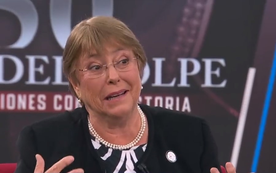 Bachelet no descarta rechazar nueva opción de Constitución: «Algunas enmiendas son invivibles»