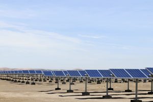 Quiebre de una planta solar en el norte muestra las dificultades de las energías renovables en Chile