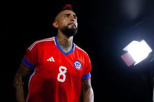 Alarma en la Roja: Arturo Vidal sale con dolorosa lesión a 11 días de las Clasificatorias
