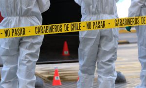 Conmoción en Las Condes: PDI investiga triple parricidio tras denuncia del padre de familia