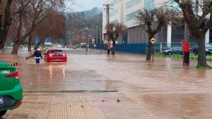 VIDEO| Talca vive grave situación: Río Claro se desborda e inunda gran parte de la ciudad