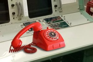 "Teléfono rojo" cumple 60 años en medio de nueva Guerra Fría entre Rusia y EEUU