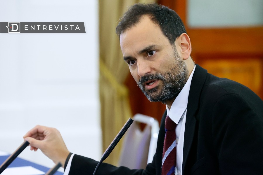 Domingo Lovera, experto RD: “La Comisión Experta no puede llegar y deshacer lo que ha aprobado el Consejo”