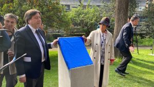 50 años del Golpe: Inauguran monolito en homenaje a diputados detenidos y ejecutados