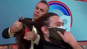 VIDEO| Viñuela se lanzó contra excompañeros de Mega por episodio del corte de pelo