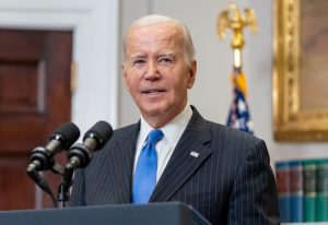 Biden sugiere que subirá hasta el 25% los impuestos a los milmillonarios en EE.UU.