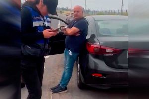 VIDEO| Miguel Acuña detenido tras atropellar a ciclistas en estado de ebriedad: Uno es menor