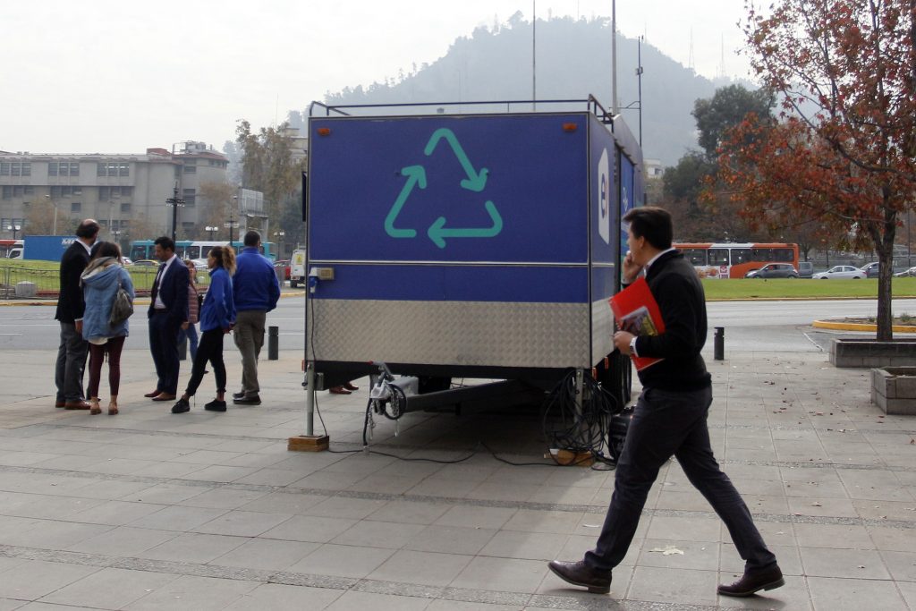 Corfo anuncia fondos de hasta US$ 20 millones para proyectos de reciclaje y energías limpias