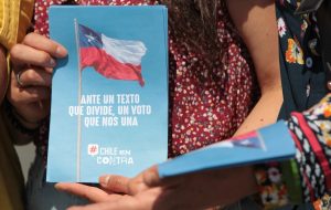 Oficialismo reafirma voto "En Contra" y se desmarca de un nuevo proceso constituyente
