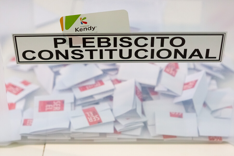 Pulso Ciudadano da por ganador el «En Contra» con 66,3% a propuesta de nueva Constitución