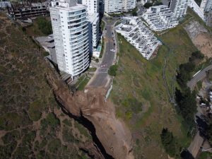 VIDEO| Senapred y edificios de socavones tras sismo en Viña del Mar: “Hubo protocolos”