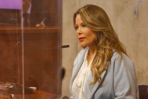 CDE se querella contra Cathy Barriga y otros exfuncionarios de Maipú por fraude al Fisco
